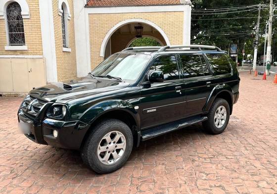 MITSUBISHI PAJERO 2.5 HD 4X4 8V TURBO INTERCOOLER DIESEL 4P MANUAL MITSUBISHI PAJERO 2.5 HD 4X4 8V TURBO INTERCOOLER DIESEL 4P MANUAL